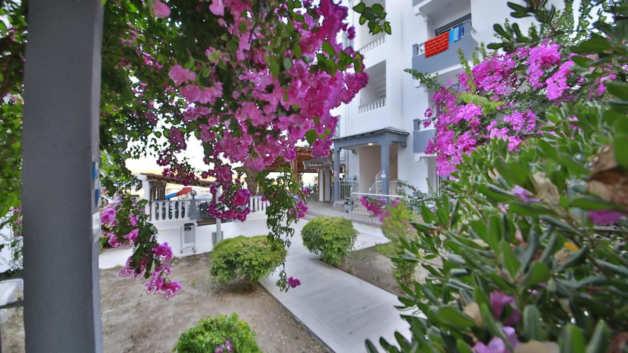 Smart Holiday Hotel Bodrum Битез Экстерьер фото